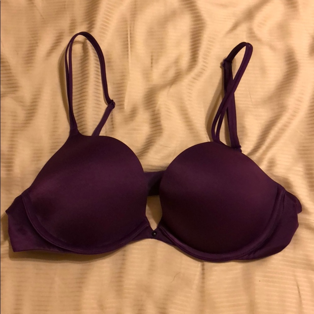 Victoria’s Secret Very Sexy push-up bra, purple